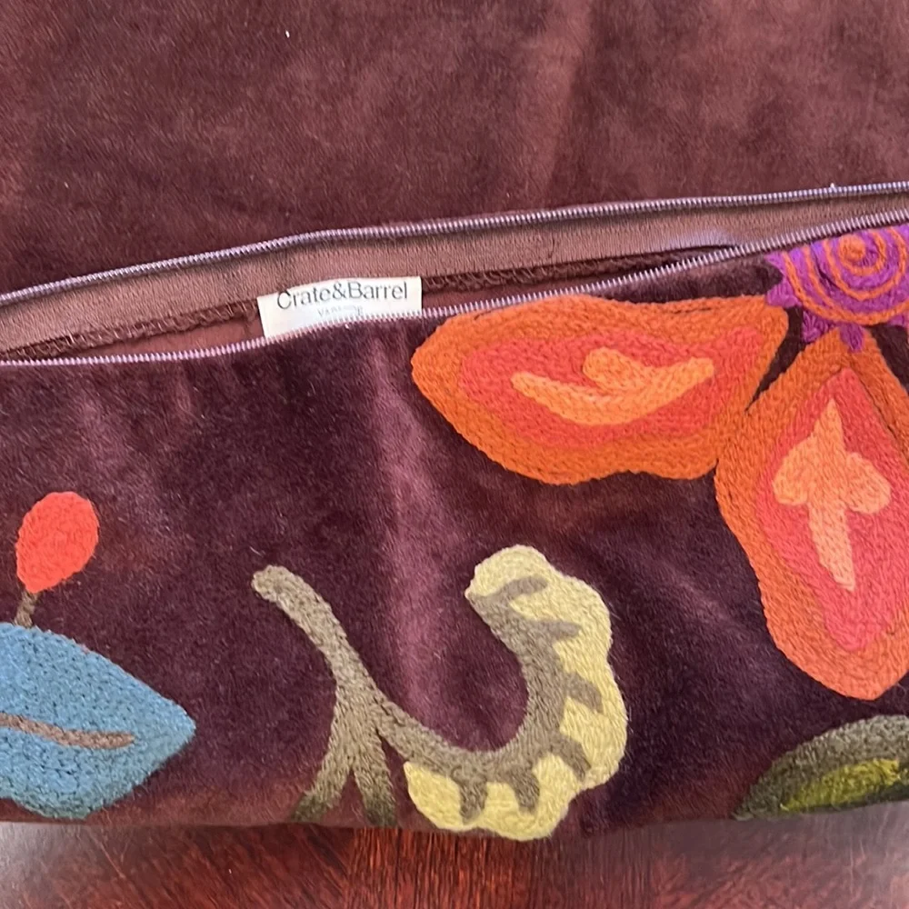 New Crate & Barrel browns velvet pillow cover floral embroidered 17.5”x17.5”